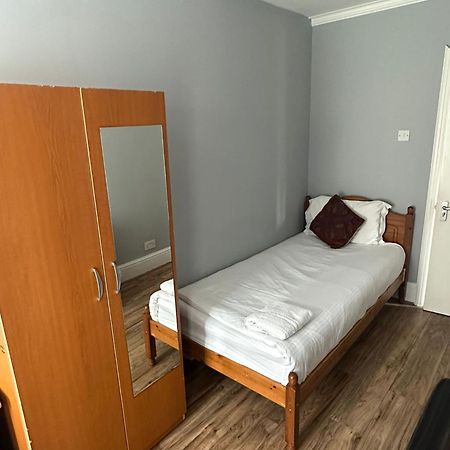 Ruxley Rooms Сидкъп Екстериор снимка