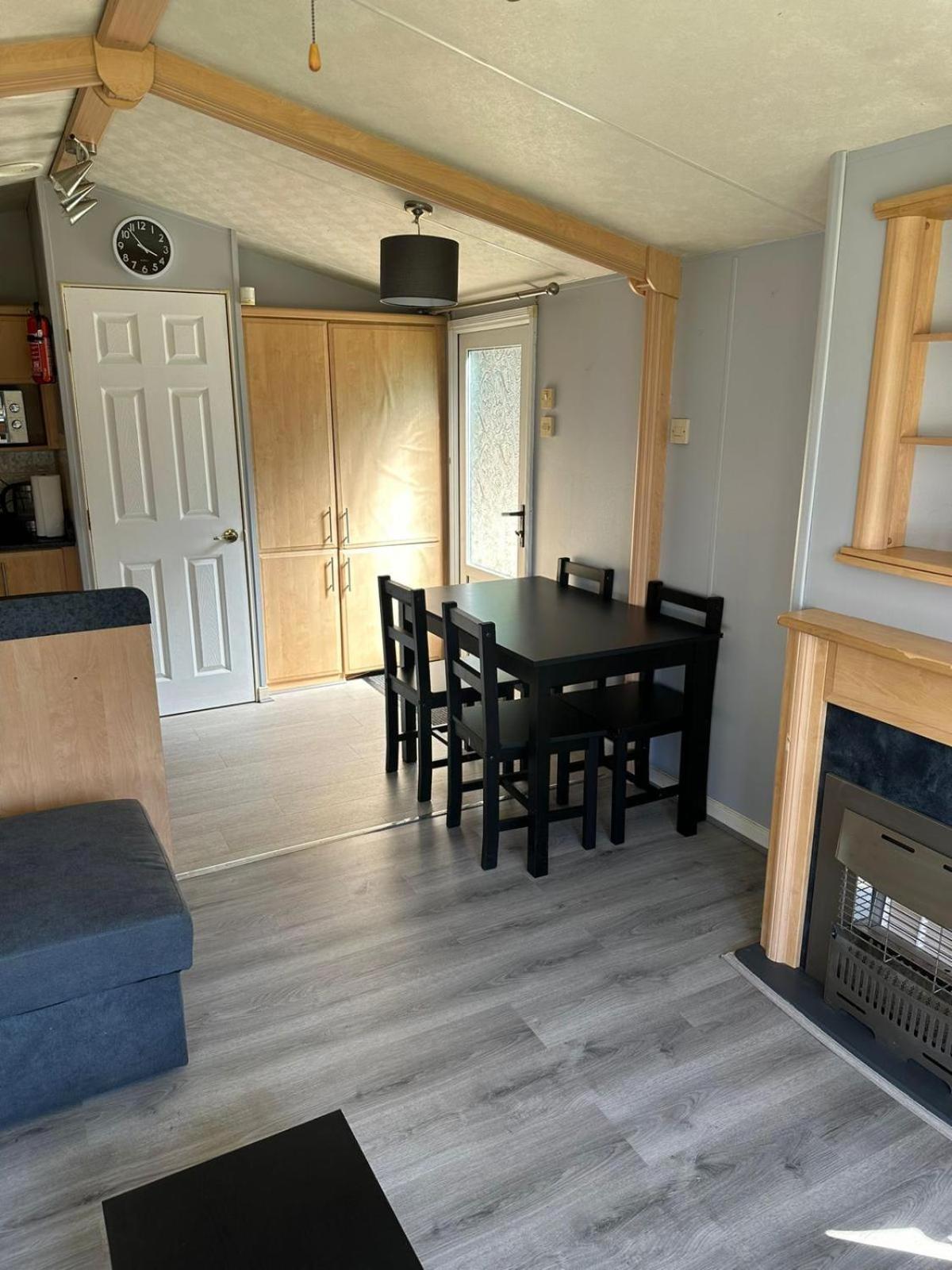 Ruxley Rooms Сидкъп Екстериор снимка