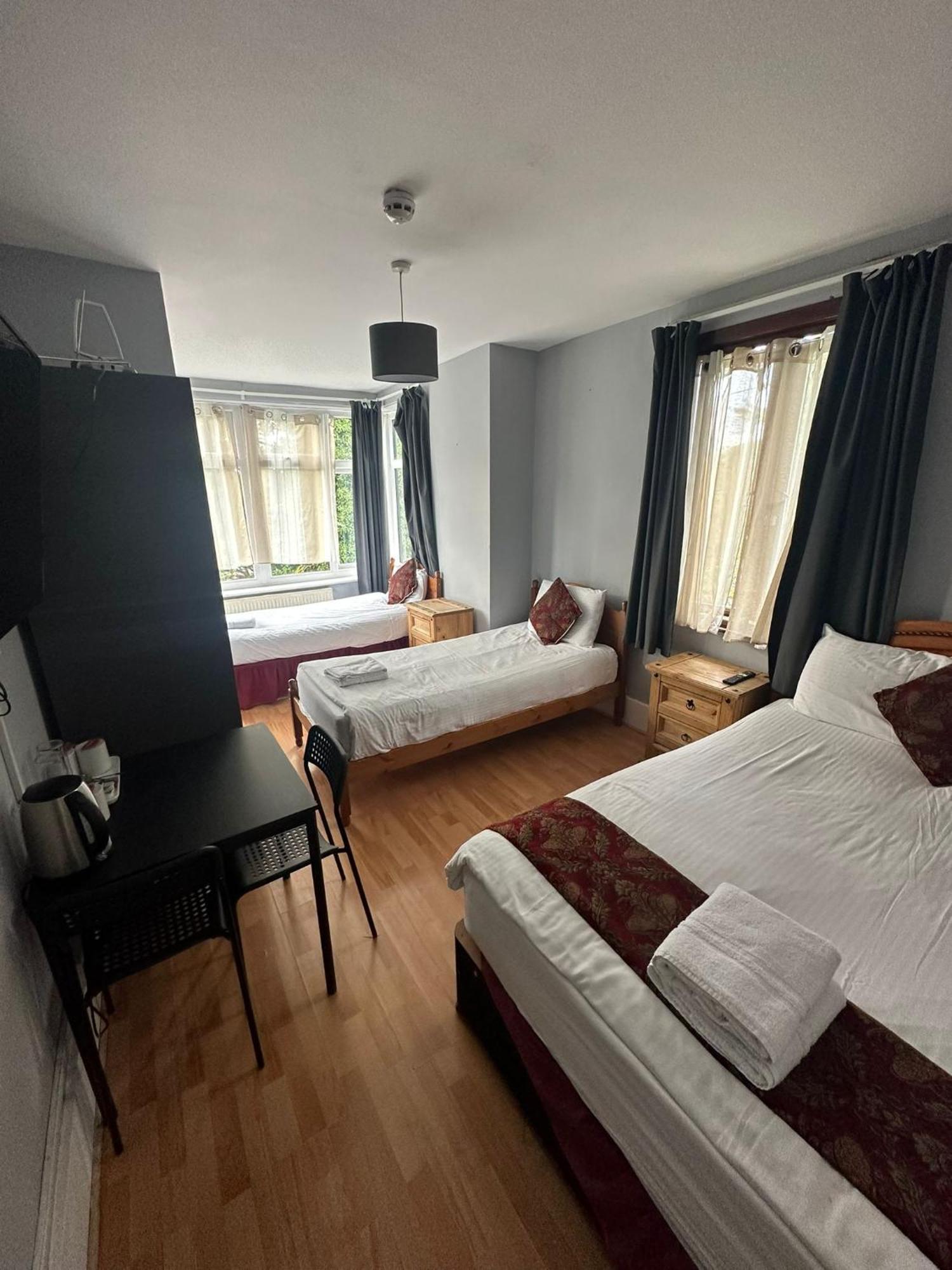 Ruxley Rooms Сидкъп Екстериор снимка
