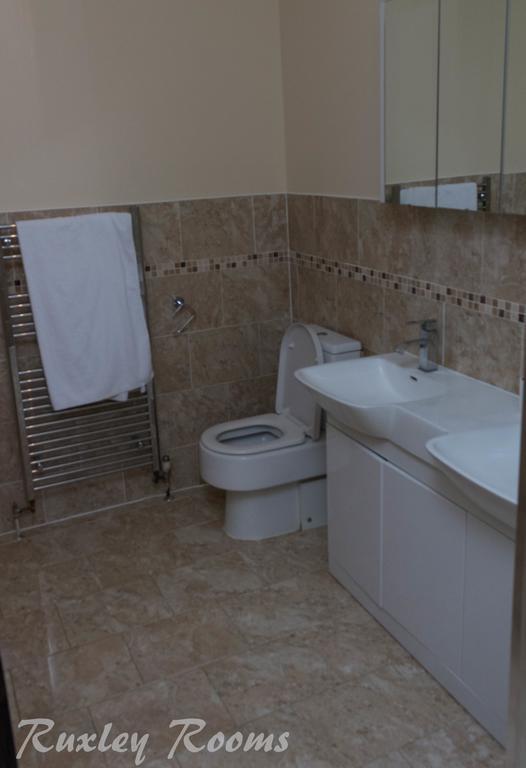 Ruxley Rooms Сидкъп Екстериор снимка